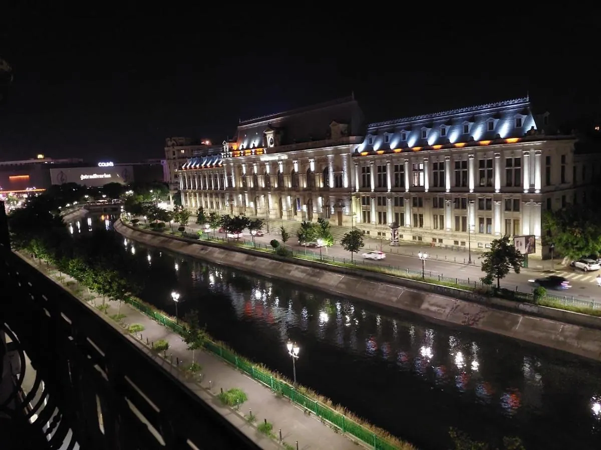 Lägenhet Moonlight River With Balcony Old Town Bukarest